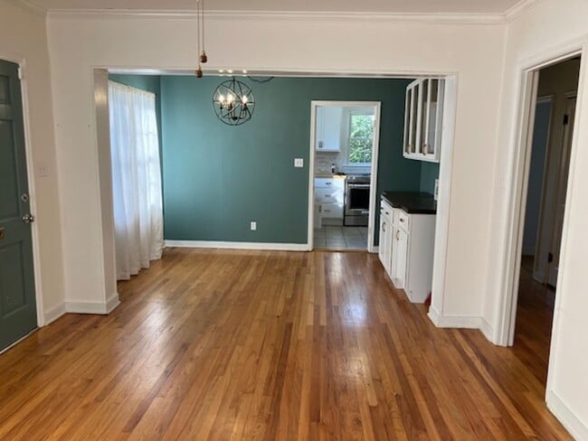 Building Photo - 1314 Marshall St