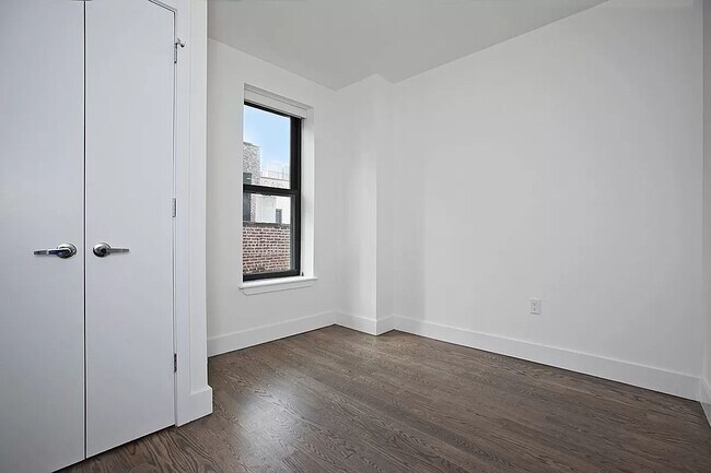 Building Photo - 75 Orchard Street