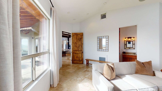 Building Photo - 4080 E Tomahawk Pass