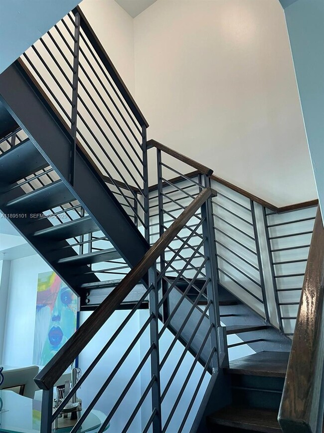 Foto del edificio - 60 SW 13th St