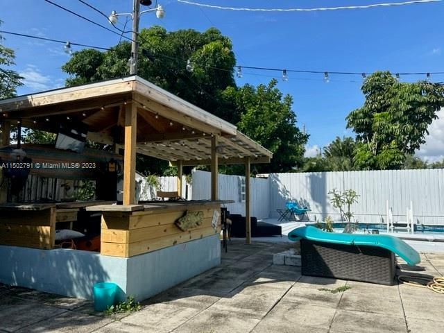 Foto del edificio - 514 SE 20th Ct