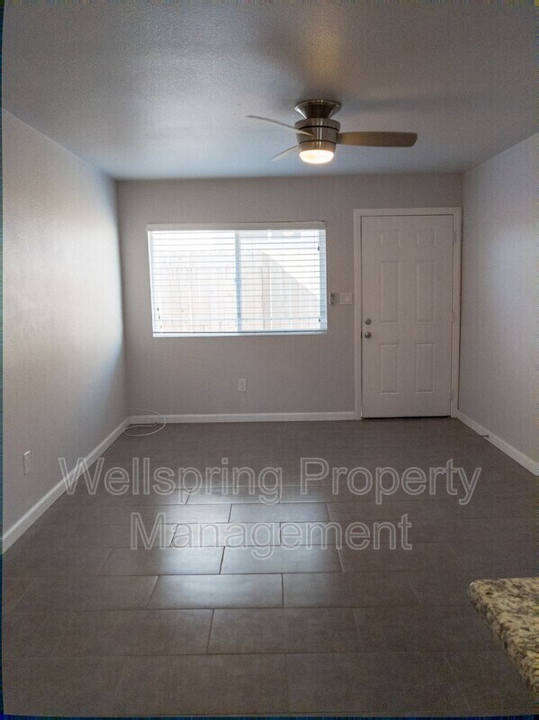 Building Photo - 137 W Wilson Ave