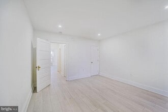 Building Photo - 1430 A St SE