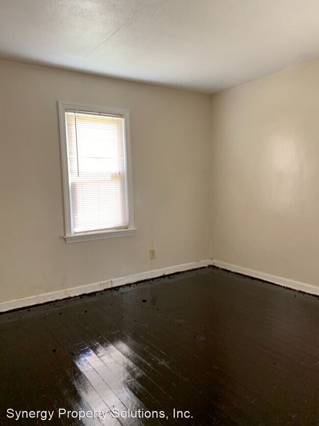 Building Photo - 2 br, 1 bath House - 623 Burns St