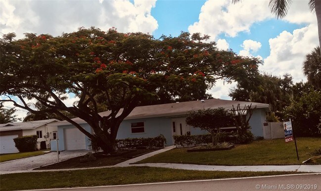 Foto del edificio - 1001 NW 45th Ave