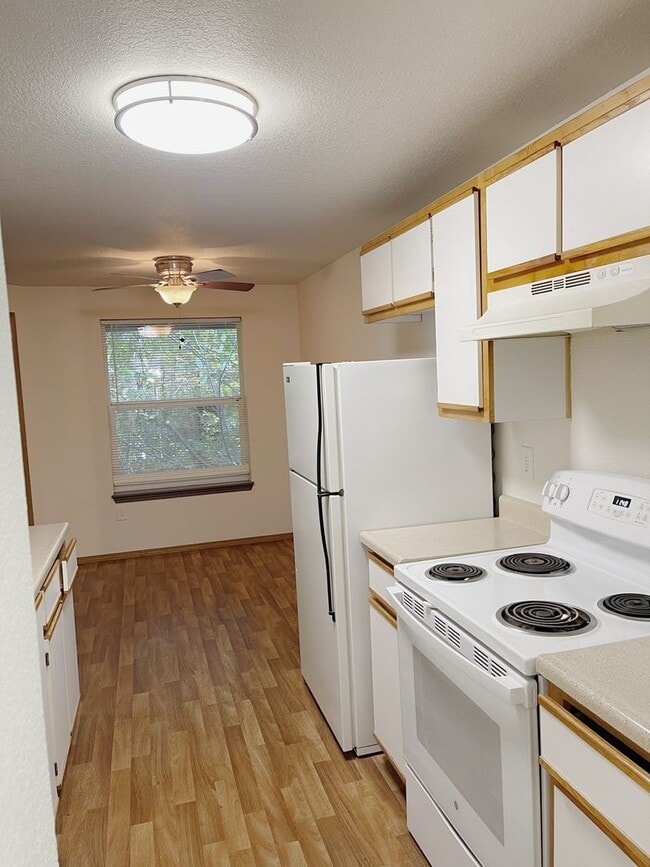 Photo - The Ultimate Living Experience - 2 Bedroom Top Floor Coming Soon! Apartment