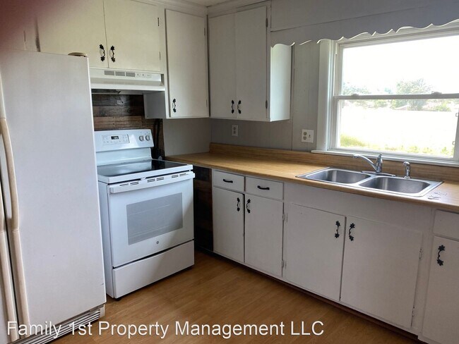 Building Photo - 3 br, 1 bath House - 388 Wilder Chapel Rd