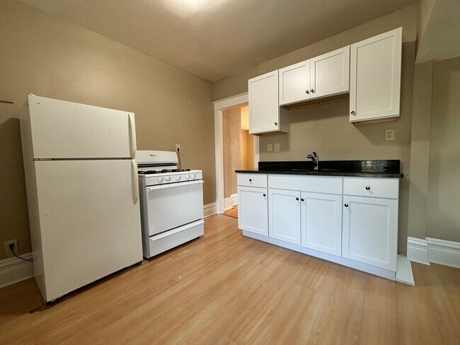 Foto del edificio - 5016 Xerxes Ave S