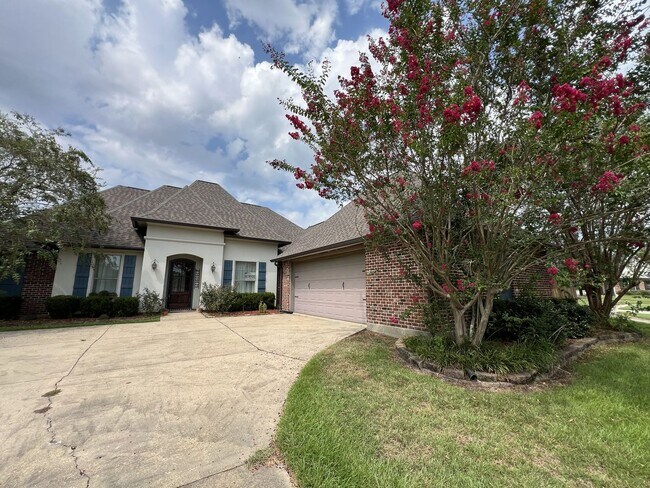 Foto del edificio - 7335 Oak View Dr.