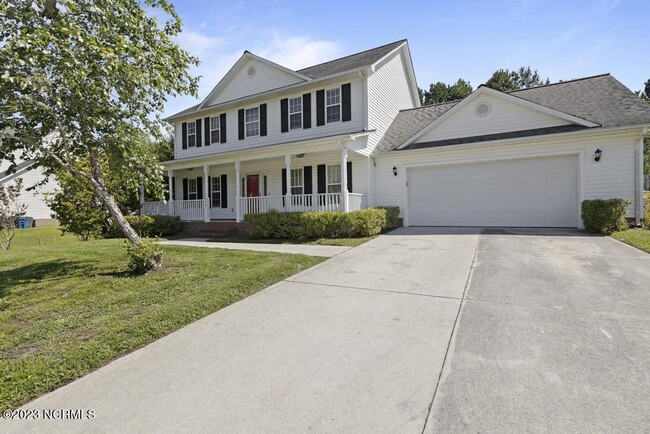 Building Photo - 820 Commons Dr N