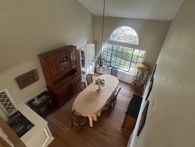 Building Photo - 3098 Dragonfly St