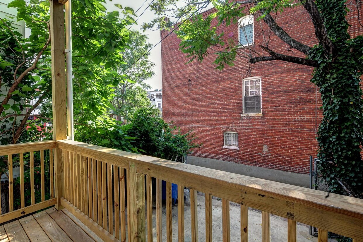 Primary Photo - 1722 2nd Street NW