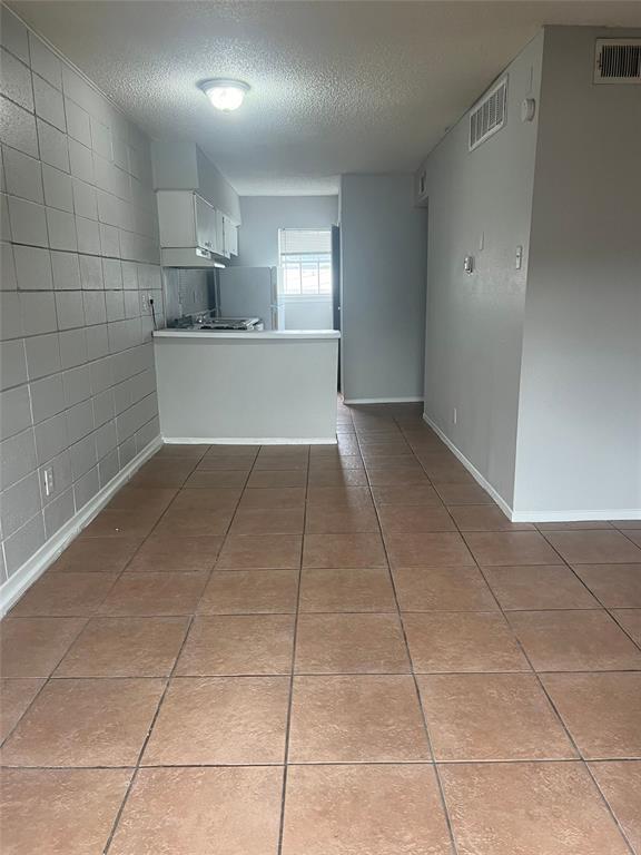 Foto del edificio - 311 E 31st St