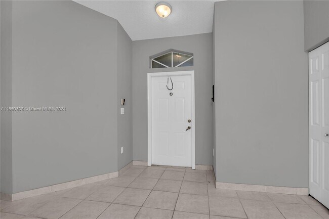 Building Photo - 4128 Sapphire Terrace