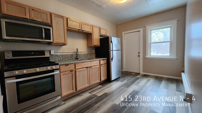 Foto del edificio - 415 23rd Ave N