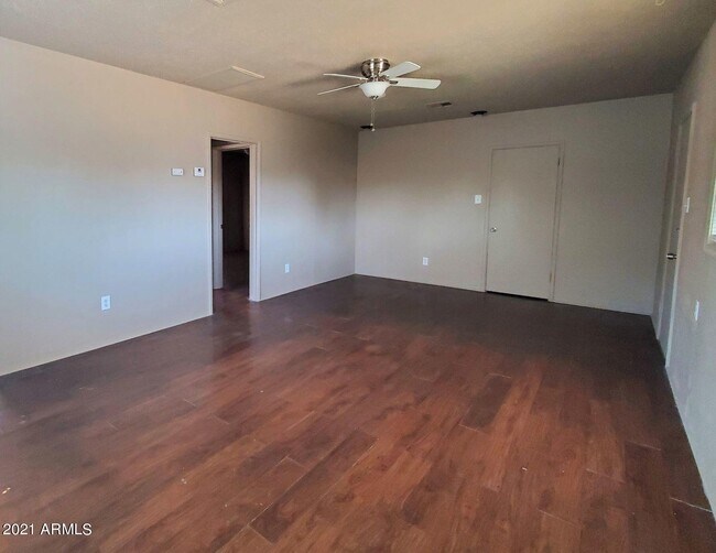 Foto del edificio - 4334 N 15th Ave