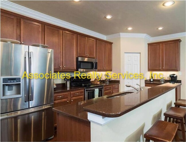 Foto del edificio - Longleaf corner lot home!  Look!!
