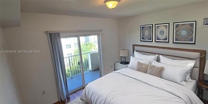 Building Photo - 11060 SW 196th St