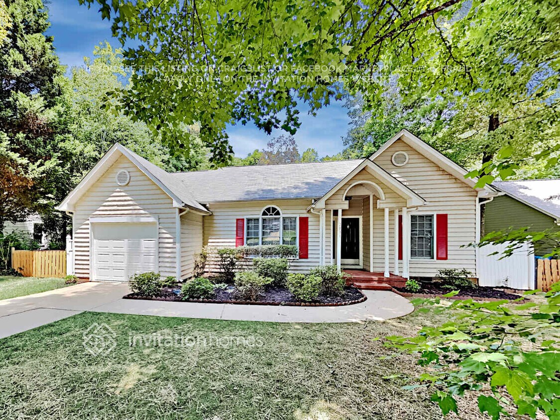Primary Photo - 2831 Cedar Chase Dr