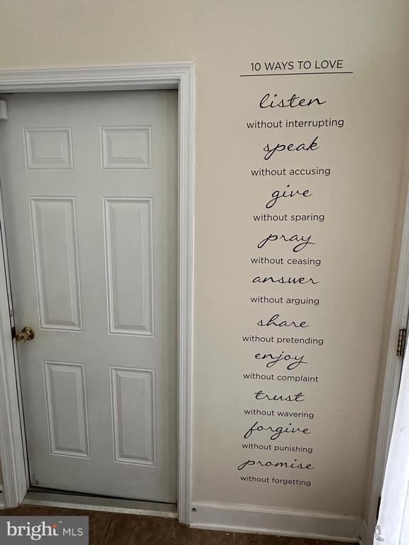 Foto del edificio - 13846 Greendale Dr