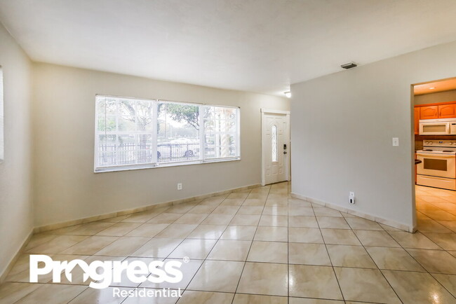 Building Photo - 2420 NW 183rd St