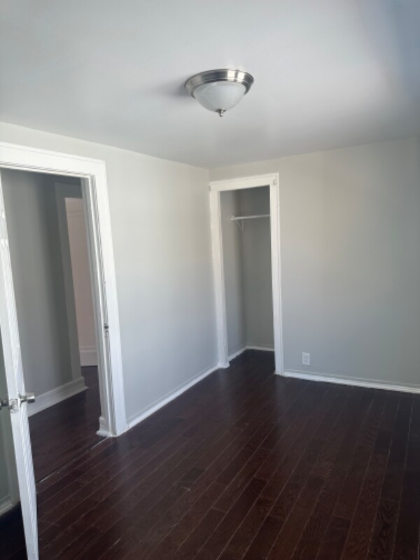 Building Photo - 2206 N La Crosse Ave