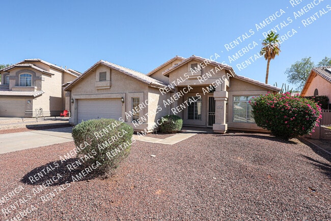 Building Photo - 13874 W Wilshire Dr