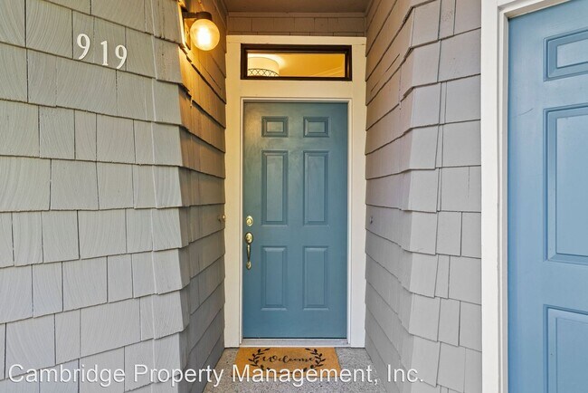 Building Photo - 2 br, 2 bath House - 919 Shoreline Drive