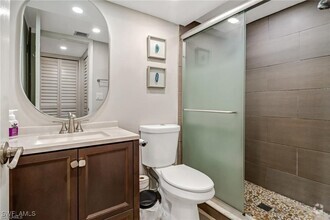 Building Photo - 53 High Point Cir W