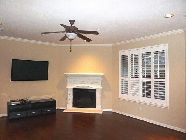 Foto del edificio - 4315 Stonebrook Ln