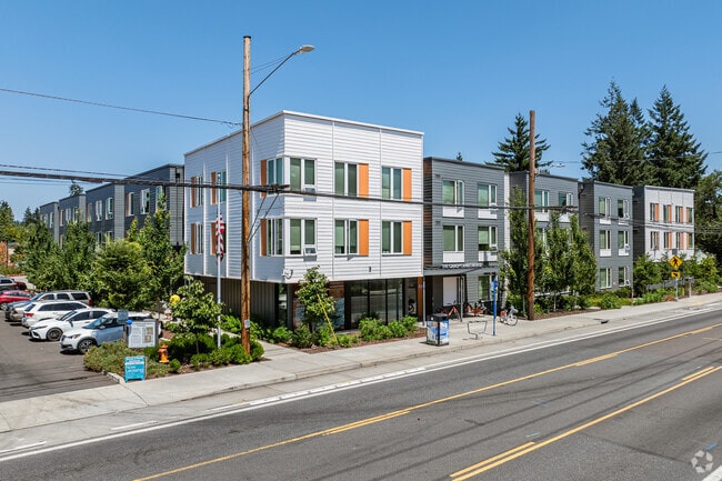 Exterior - The Canopy Apartments at Powell