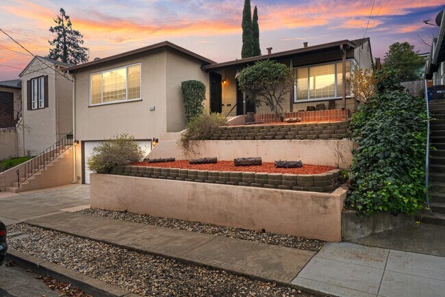 Foto del edificio - 22123 Main St