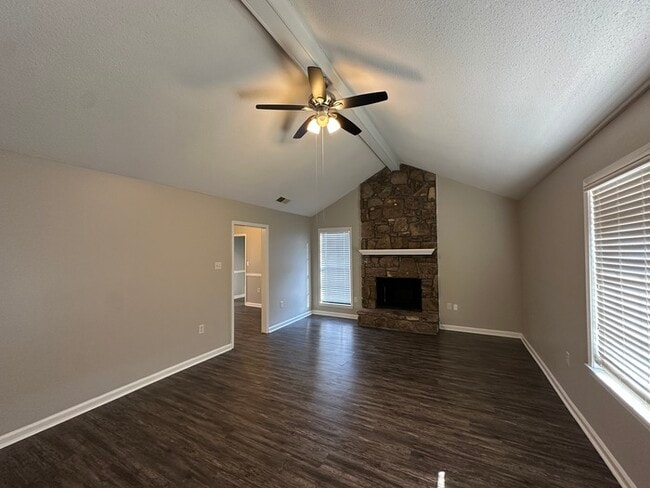 Building Photo - 7098 Markim Dr