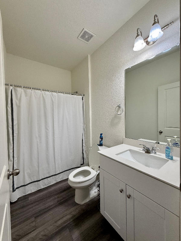 Building Photo - 107 Waterbuck Lp