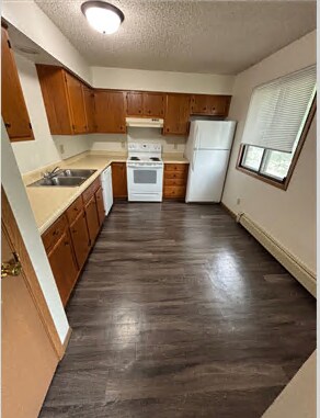 Building Photo - 413 S Johnson St