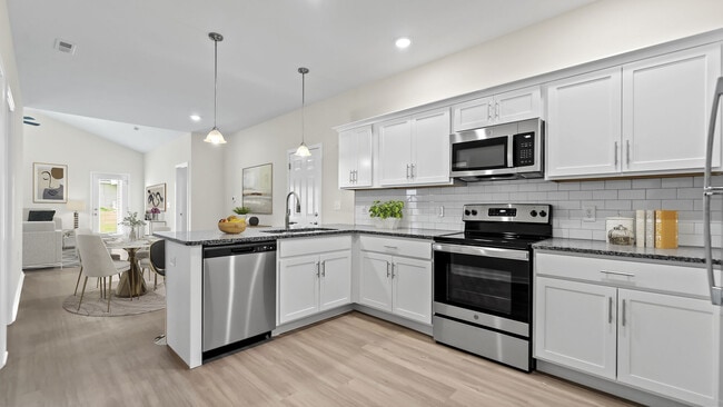 Building Photo - Dupont Meadows