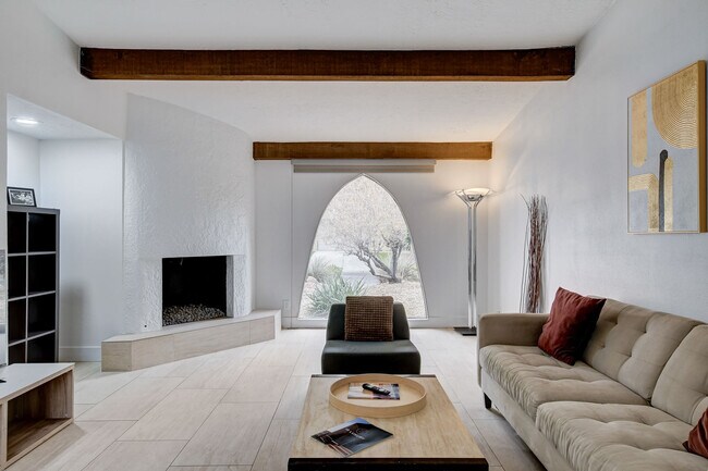 Foto del edificio - 945 Vegas Valley Dr