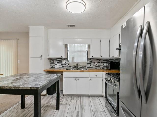 Foto del edificio - 1836 Gingham Ct