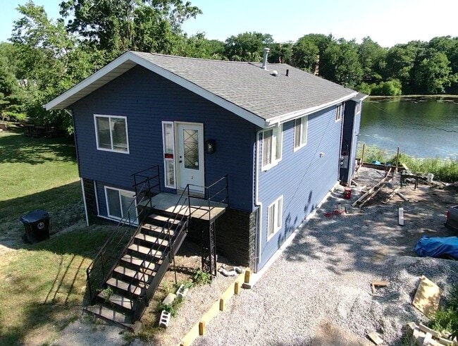 Building Photo - 5801 Juniper Ave
