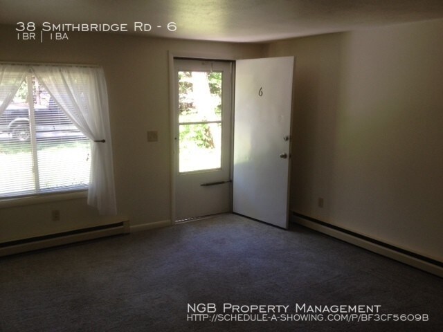 Foto del edificio - 38 Smith Bridge Rd