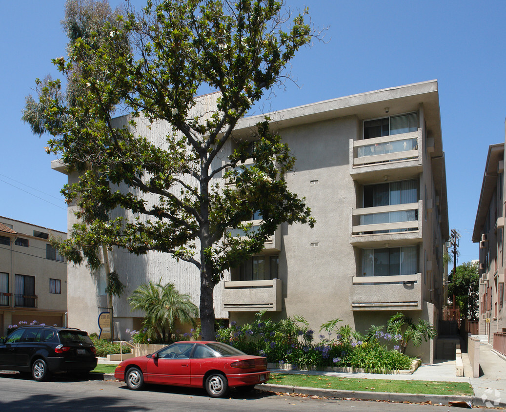 Foto del edificio - Val D'Or Apartments