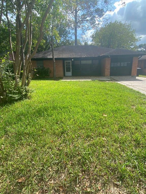 Building Photo - 2111 Wakefield Dr