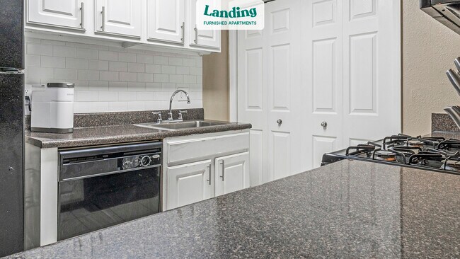 Foto del edificio - 8800 Dunwoody Pl