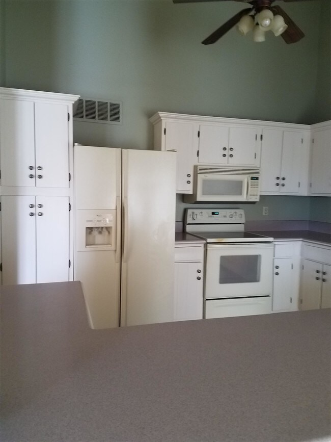 Foto del edificio - 1108 Terrace Cir