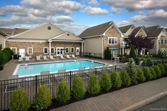 Building Photo - 1109 Dolphin Ln