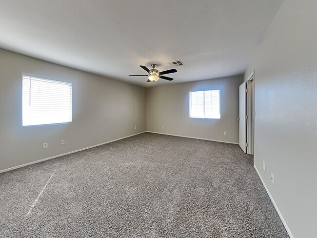 Building Photo - 3799 Gulliver St