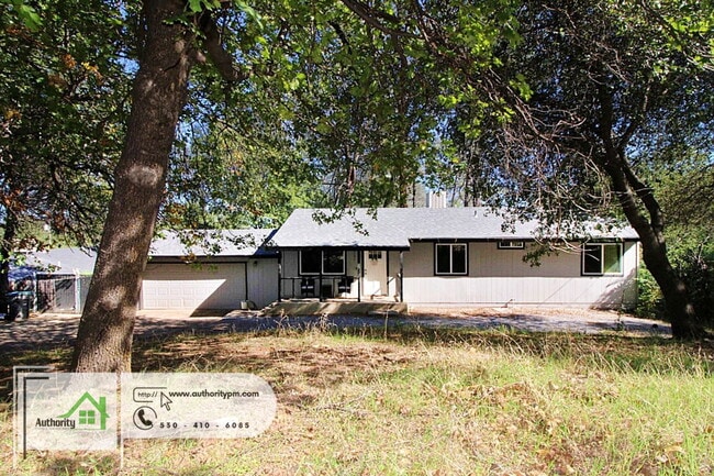 Building Photo - 2141 Montana Ave