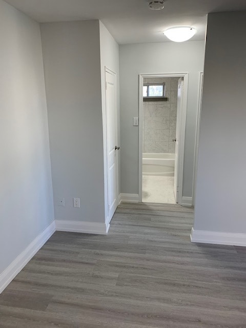 Building Photo - Located in the heart of Port Credit!  View...