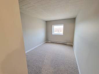 Photo du bâtiment - Trout Lake Place