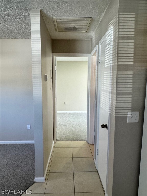 Foto del edificio - 825 Courtington Ln